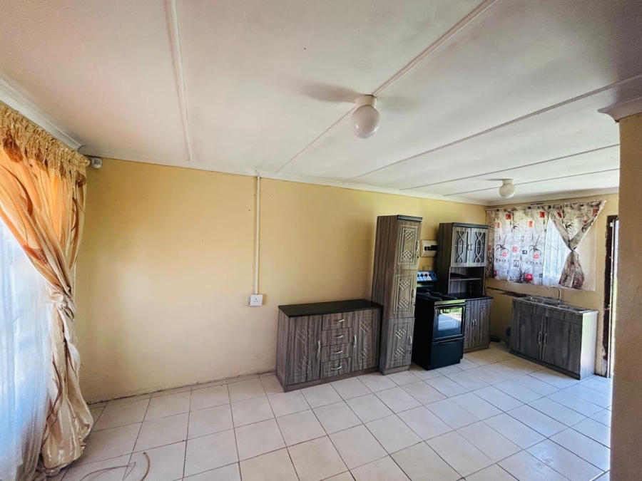 2 Bedroom Property for Sale in Mdantsane Nu 17 Eastern Cape